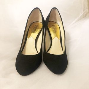 Michael Kors suede black heels